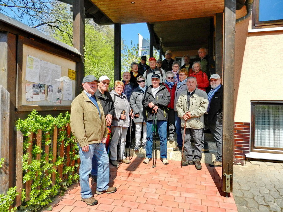 Gruppenbild Wanderung 21.04.17